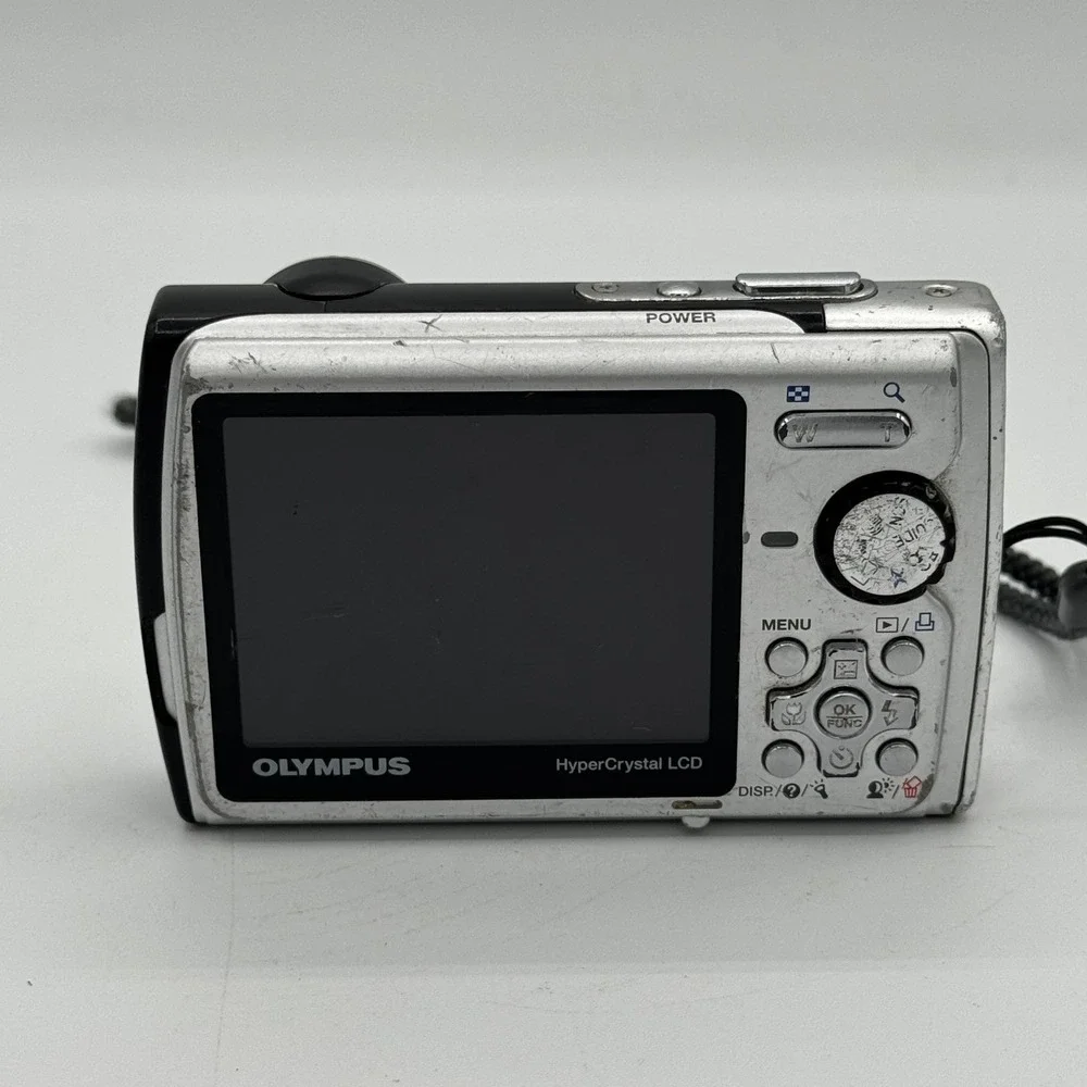 Olympus Stylus 850 SW Digital Camera Silver 8.0MP Shock Waterproof Rugged
